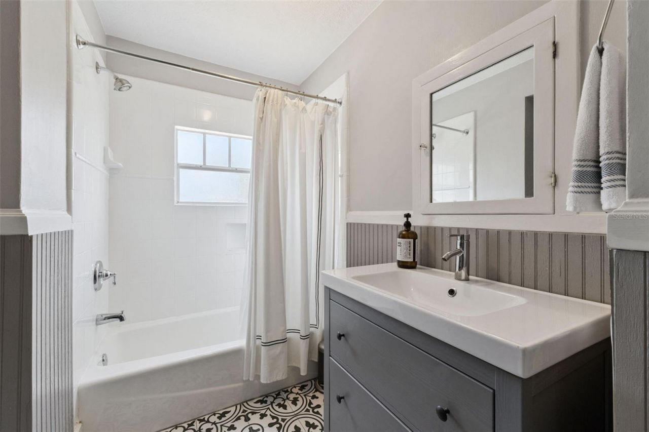 442 Woodland Street, Orlando, FL 32806 Photo