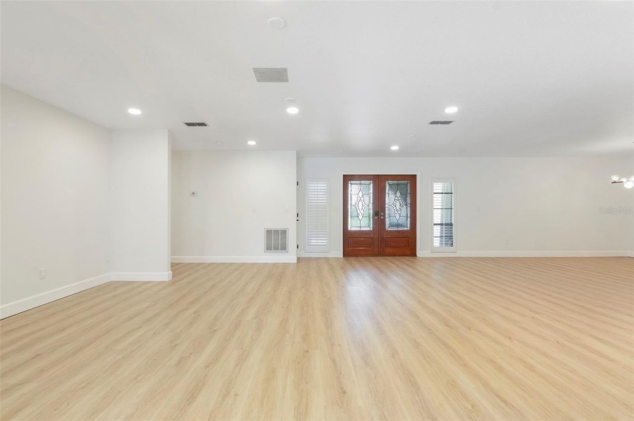 3119 Hyde Park Drive, Clearwater, FL 33761 Photo