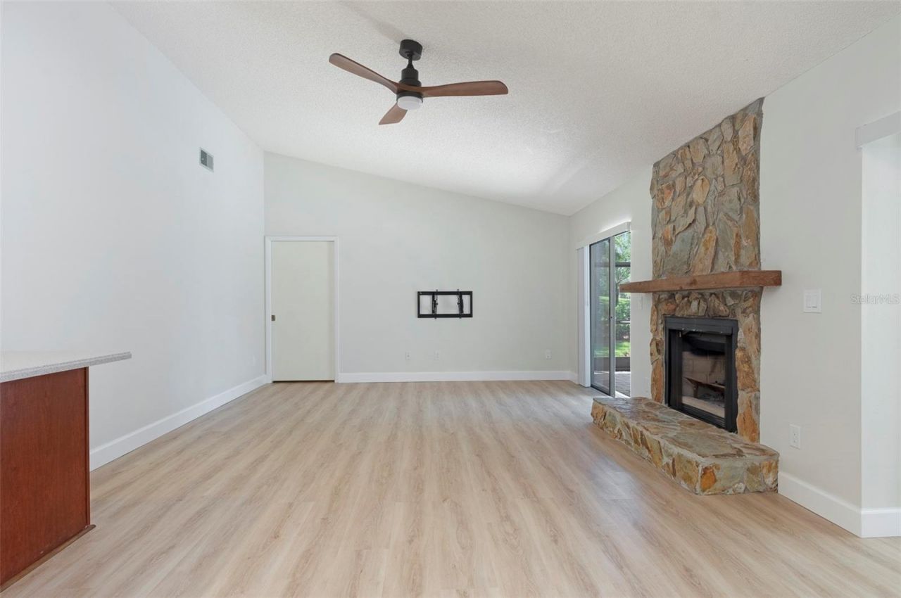 3119 Hyde Park Drive, Clearwater, FL 33761 Photo