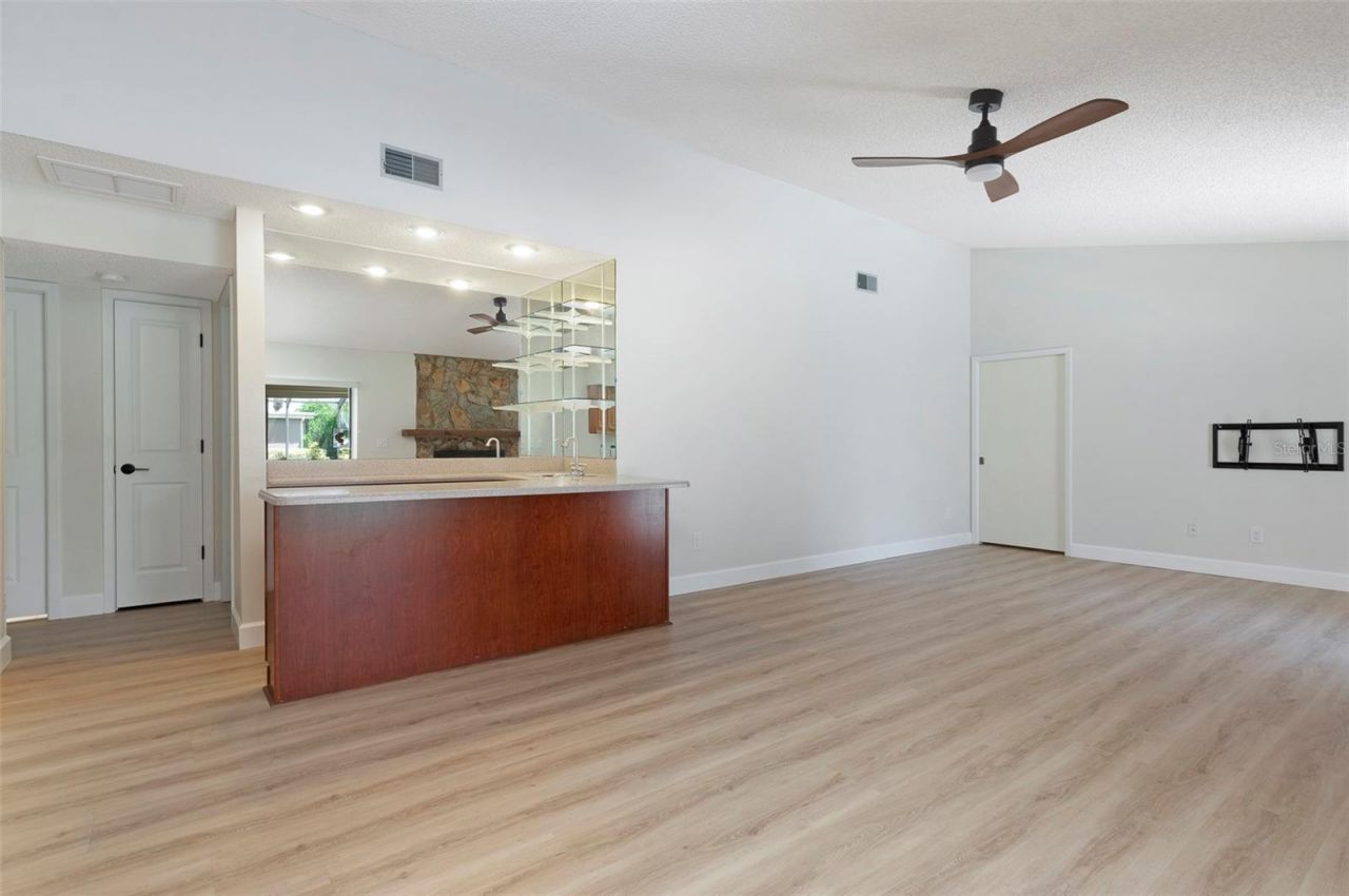 3119 Hyde Park Drive, Clearwater, FL 33761 Photo