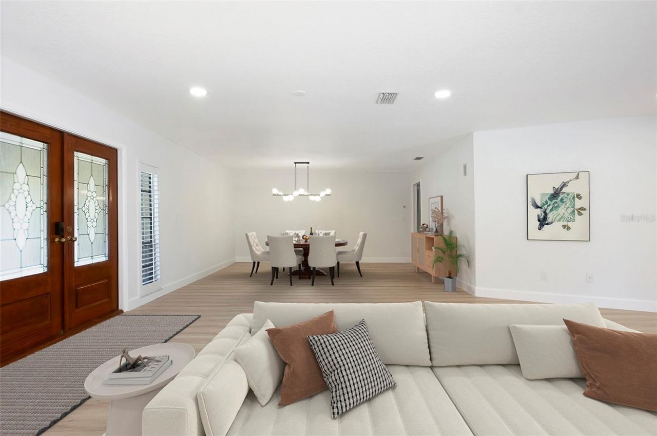 3119 Hyde Park Drive, Clearwater, FL 33761 Photo