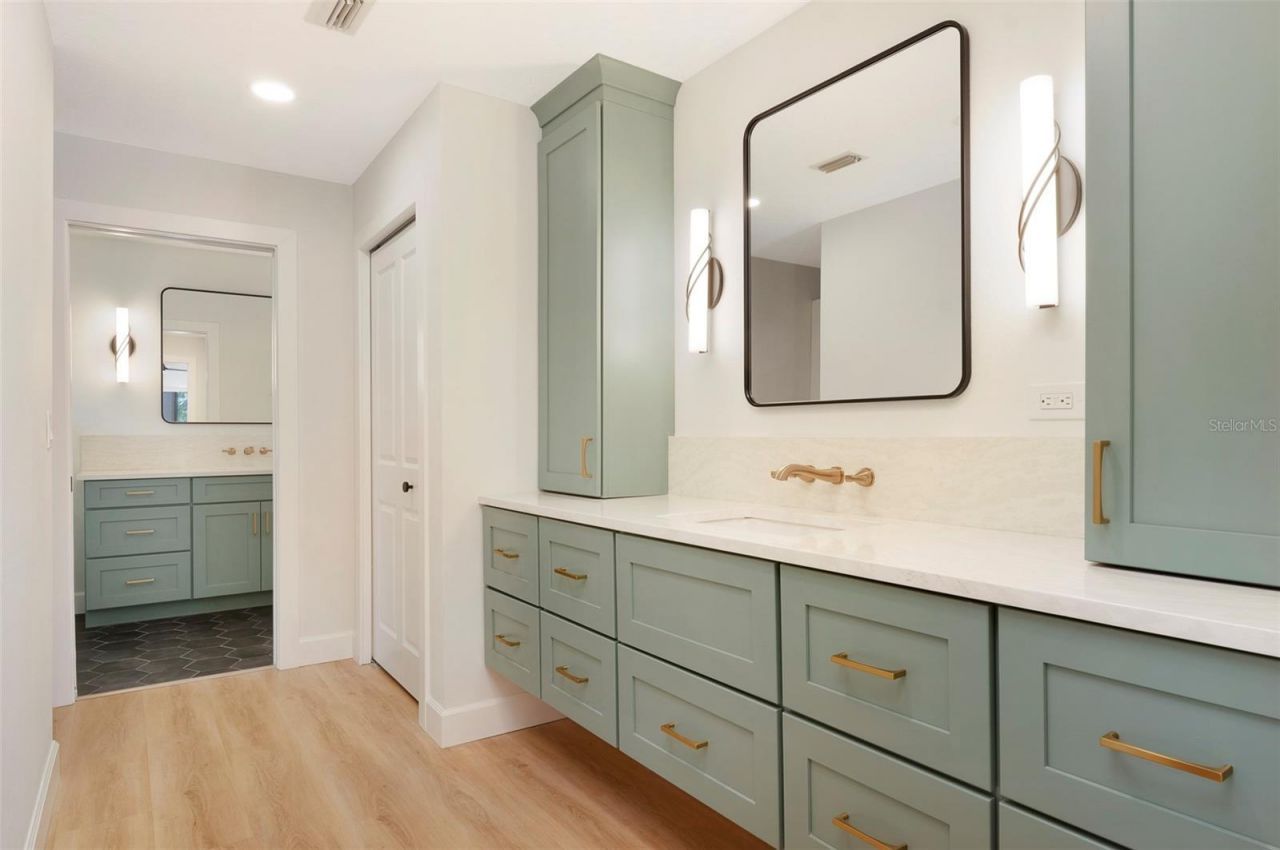 3119 Hyde Park Drive, Clearwater, FL 33761 Photo