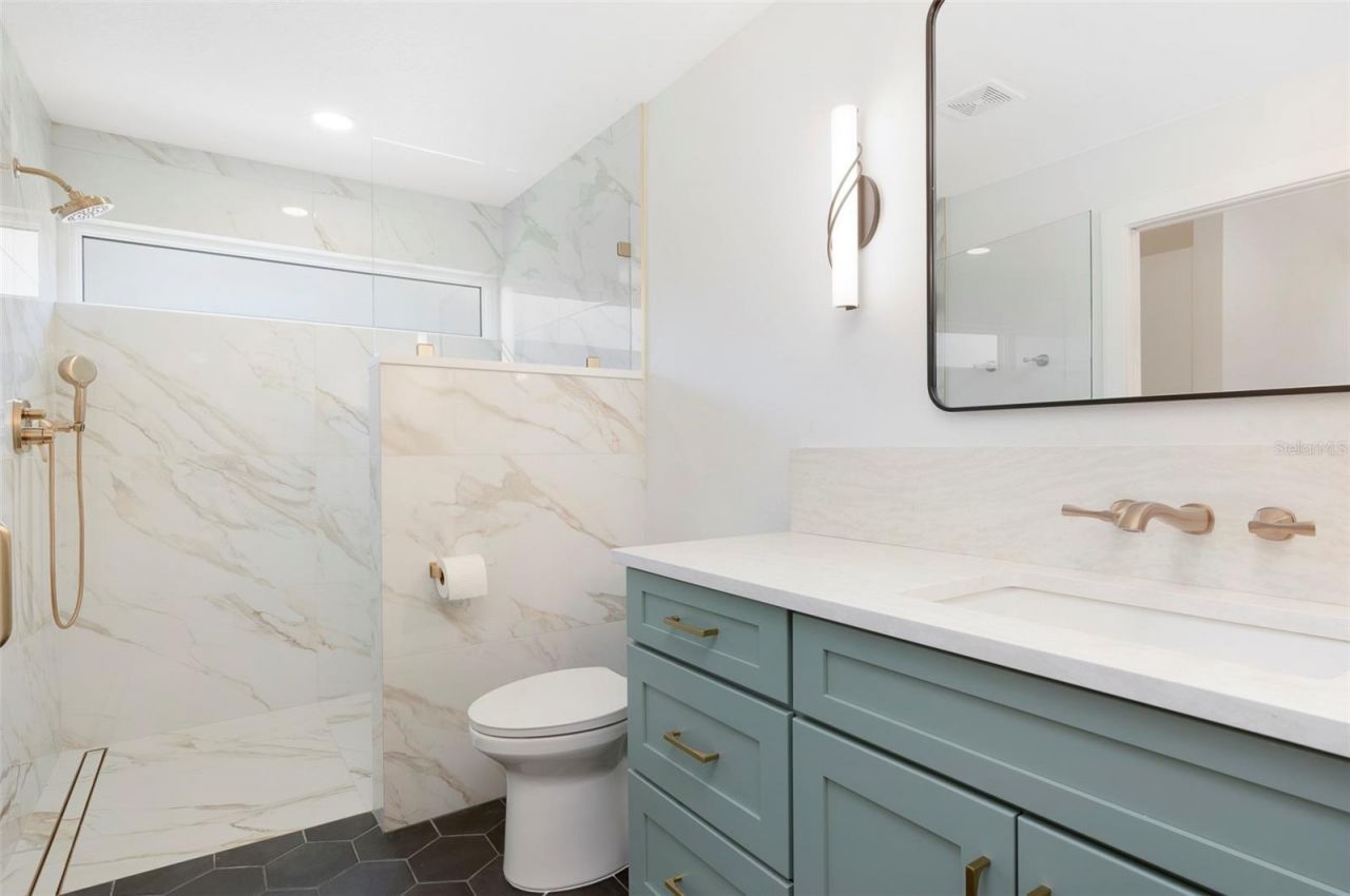 3119 Hyde Park Drive, Clearwater, FL 33761 Photo