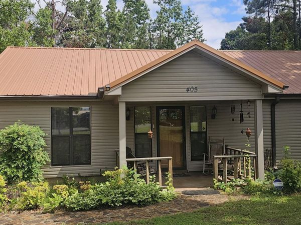 405 Chickasaw Road, Pope, MS 38658