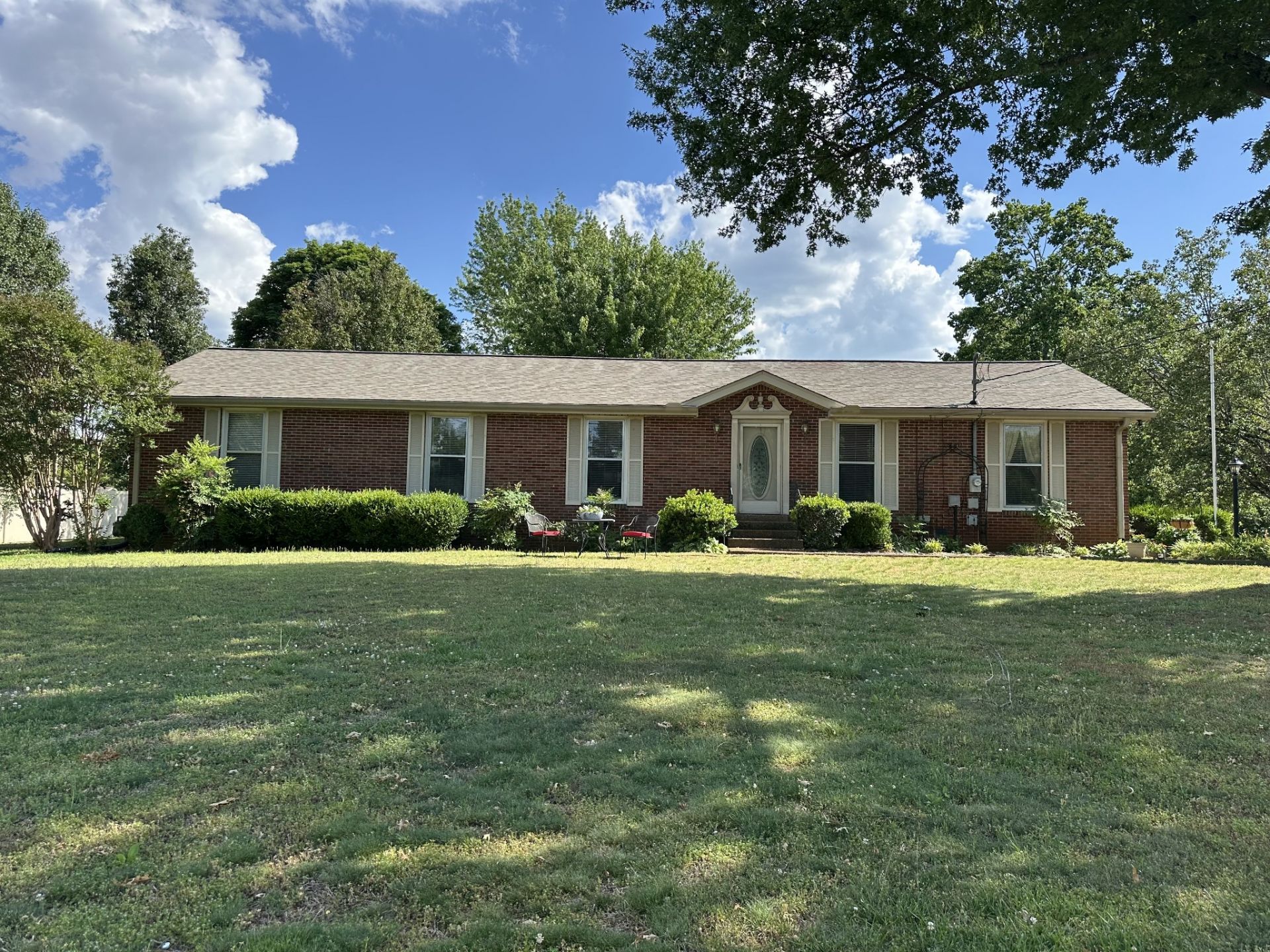 1608 Lilac Dr , Lebanon, TN 37087 Main Photo