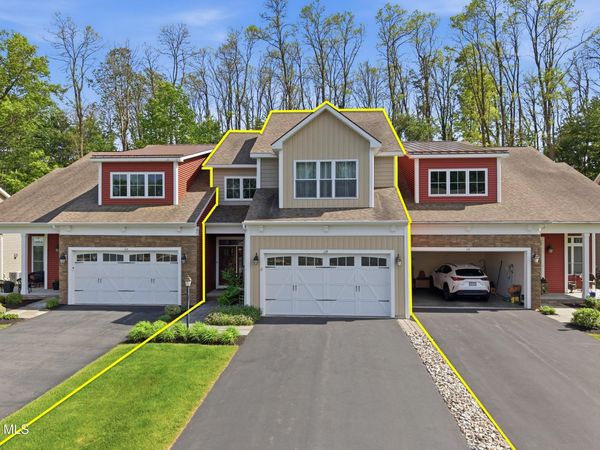 11B Macoun Drive, Clifton Park, NY 12065