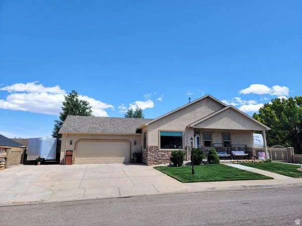 752 W 60 N, Parowan, UT 84761