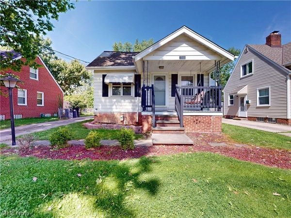 1560 Biltmore Road , Lyndhurst, OH 44124