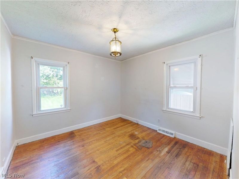 1560 Biltmore Road, Lyndhurst, OH 44124 Photo 16