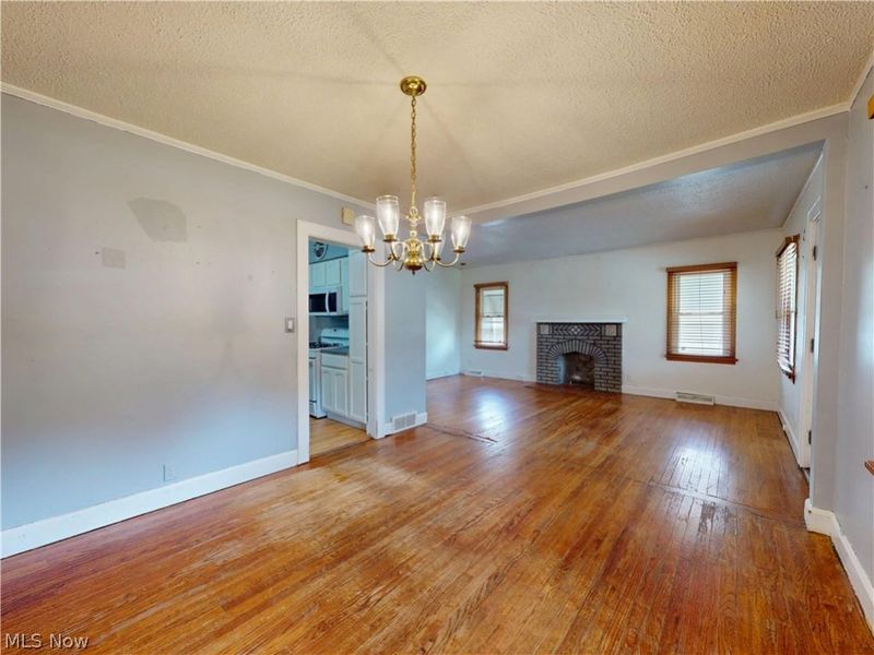 1560 Biltmore Road, Lyndhurst, OH 44124 Photo 6