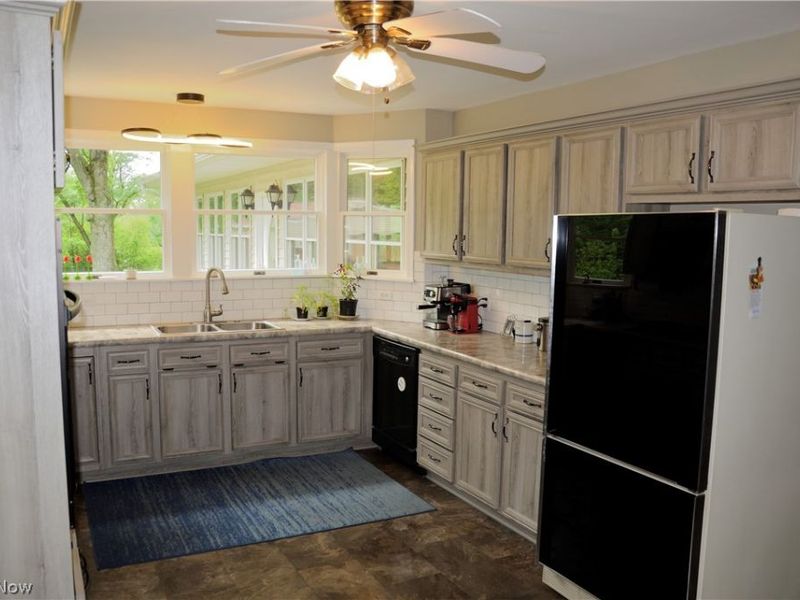 1565 Duffus Road NE, Howland, OH 44484 Photo 7