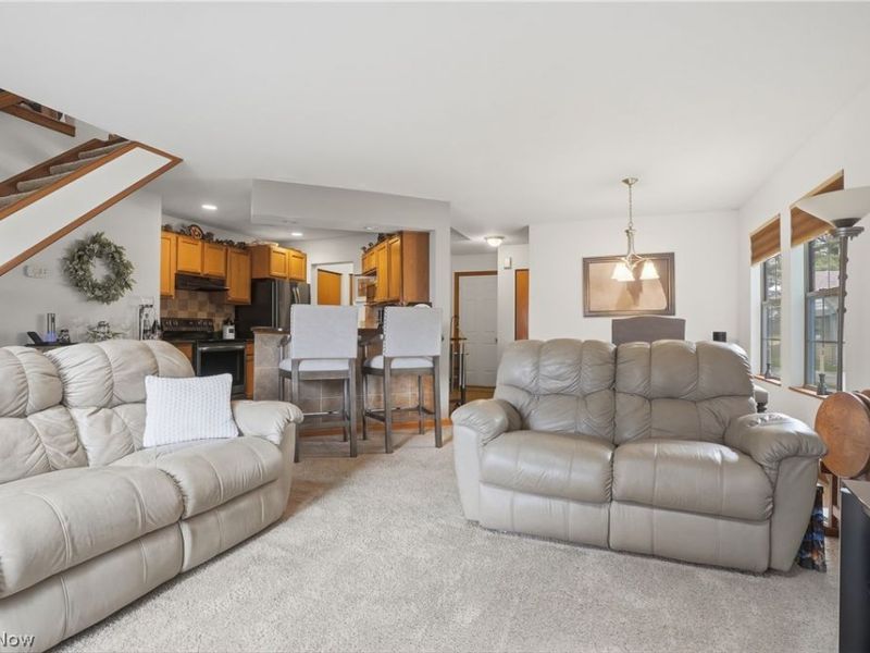 127 S Bayshore Drive, Columbiana, OH 44408 Photo 11