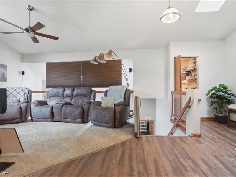 127 S Bayshore Drive, Columbiana, OH 44408 Photo 18