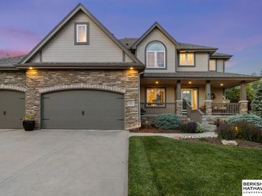 5621 N 154th Street , Omaha, NE 68116