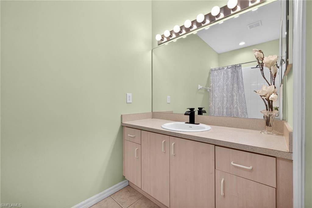 15420 Bellamar Cir , Unit 3123, Fort Myers, FL 33908 Photo