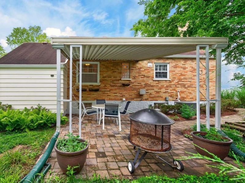 998 Vacationland Drive, Cincinnati, OH 45231 Photo 23