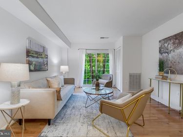 2050 N CALVERT STREET , Unit 104, ARLINGTON, VA 22201