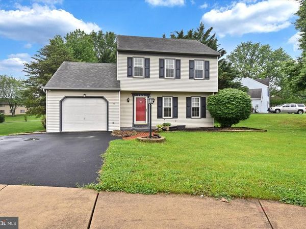 2780 CARLTON PLACE, YORK, PA 17408