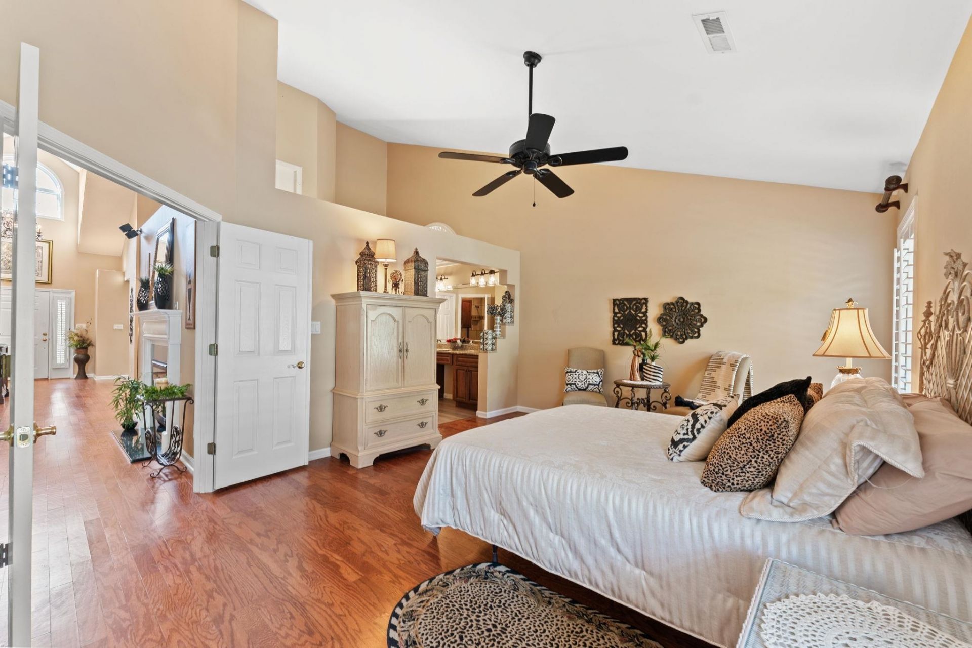 9624 Chestnut Ridge Dr.  Photo 20