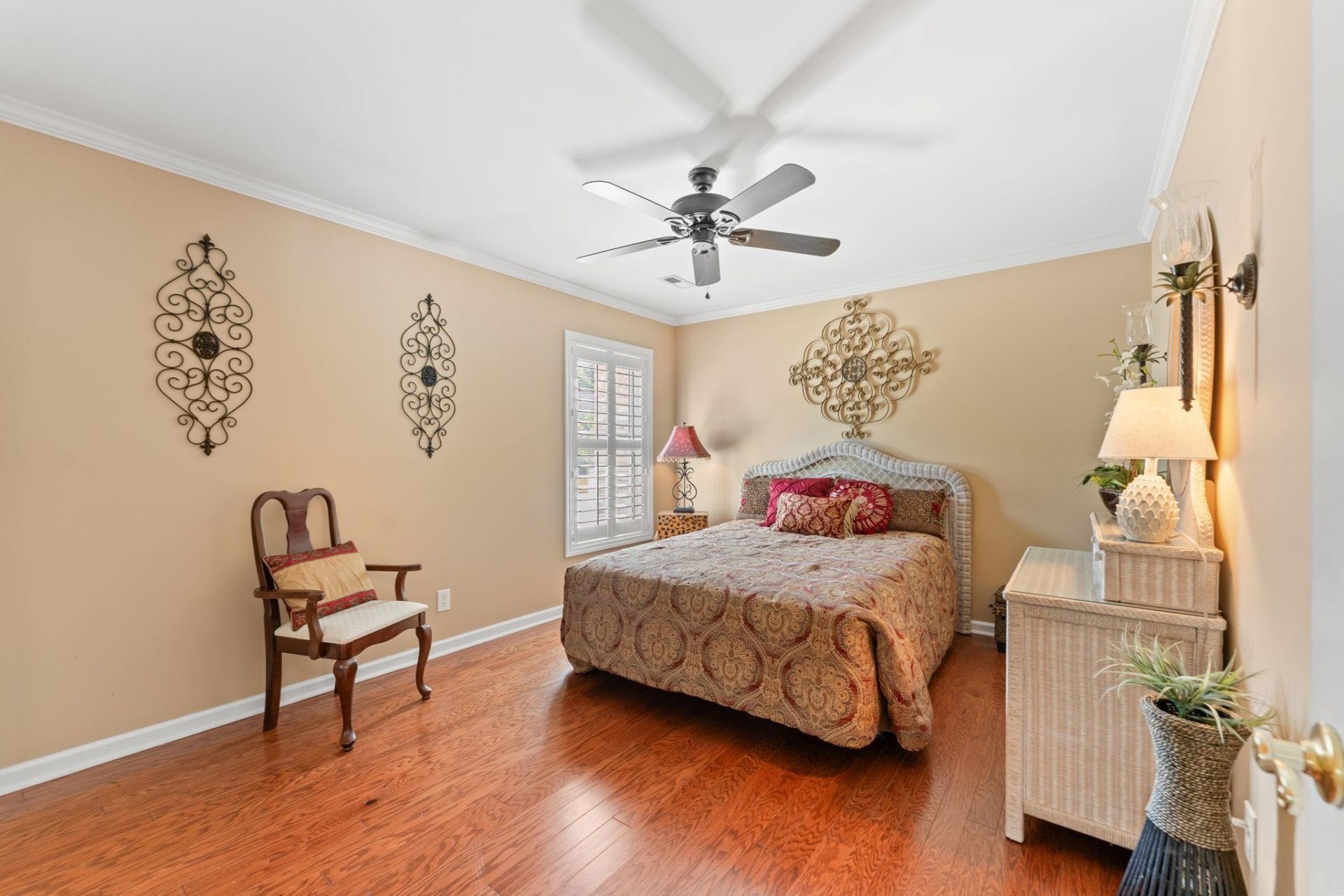 9624 Chestnut Ridge Dr.  Photo 26