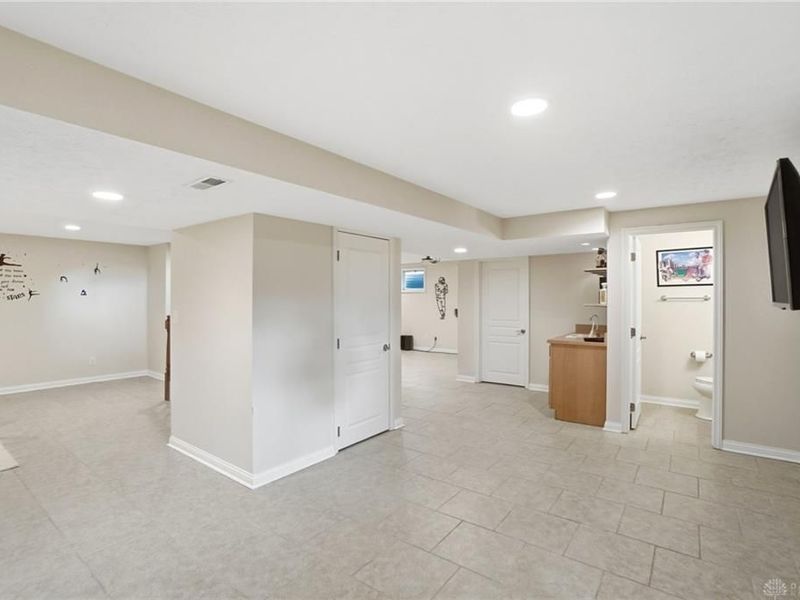 2941 Dutton Court, Washington Township, OH 45458 Photo 70