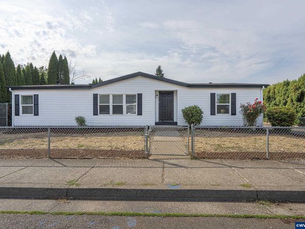 1074 Rodan Av SE, Salem, OR 97306