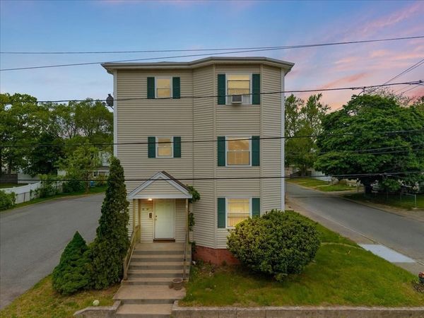 35 Hazel St, Unit B, Attleboro, MA 02703