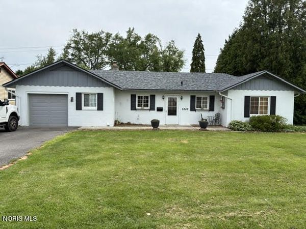 5343 Pageland Drive , Toledo, OH 43611