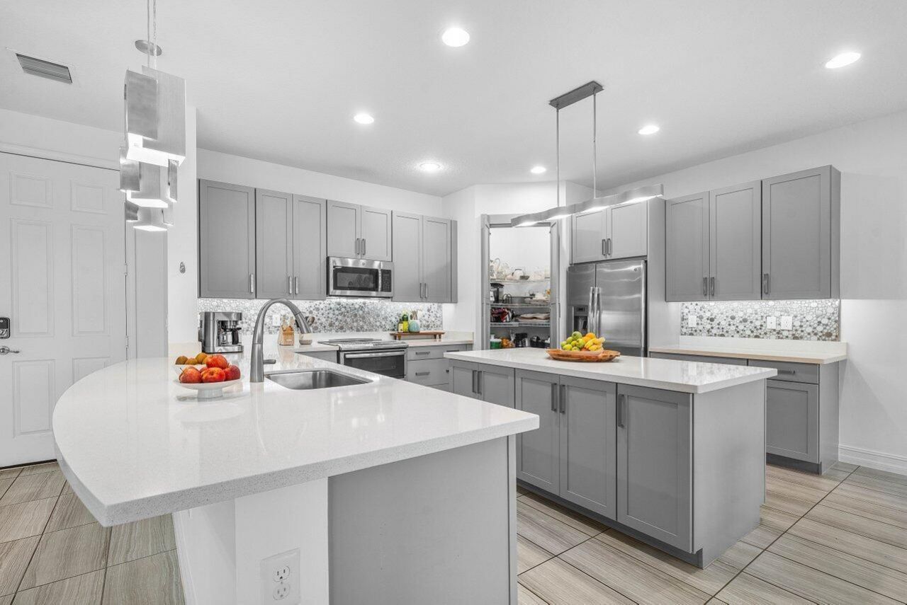 8068 Lemon Serpentine Lane, Delray Beach, FL 33446 Photo