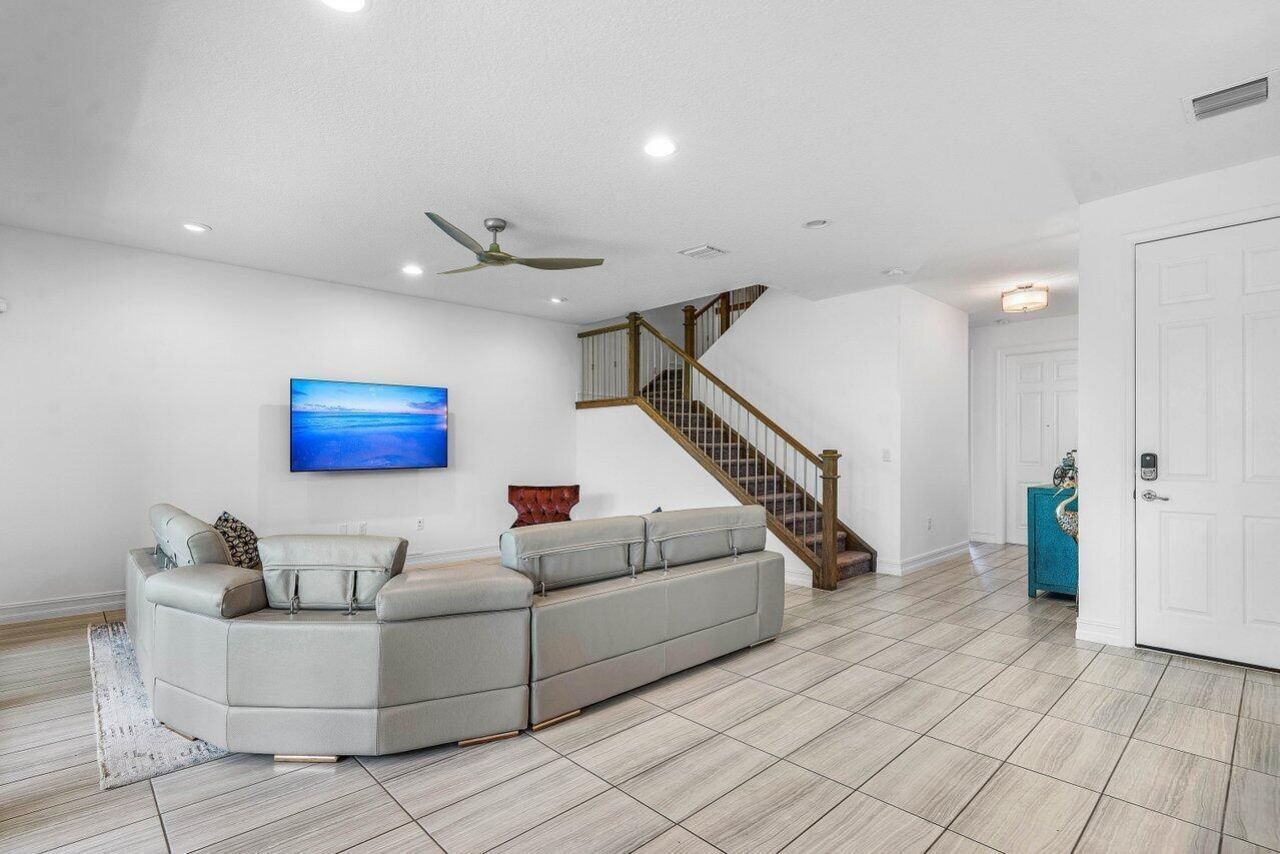 8068 Lemon Serpentine Lane, Delray Beach, FL 33446 Photo