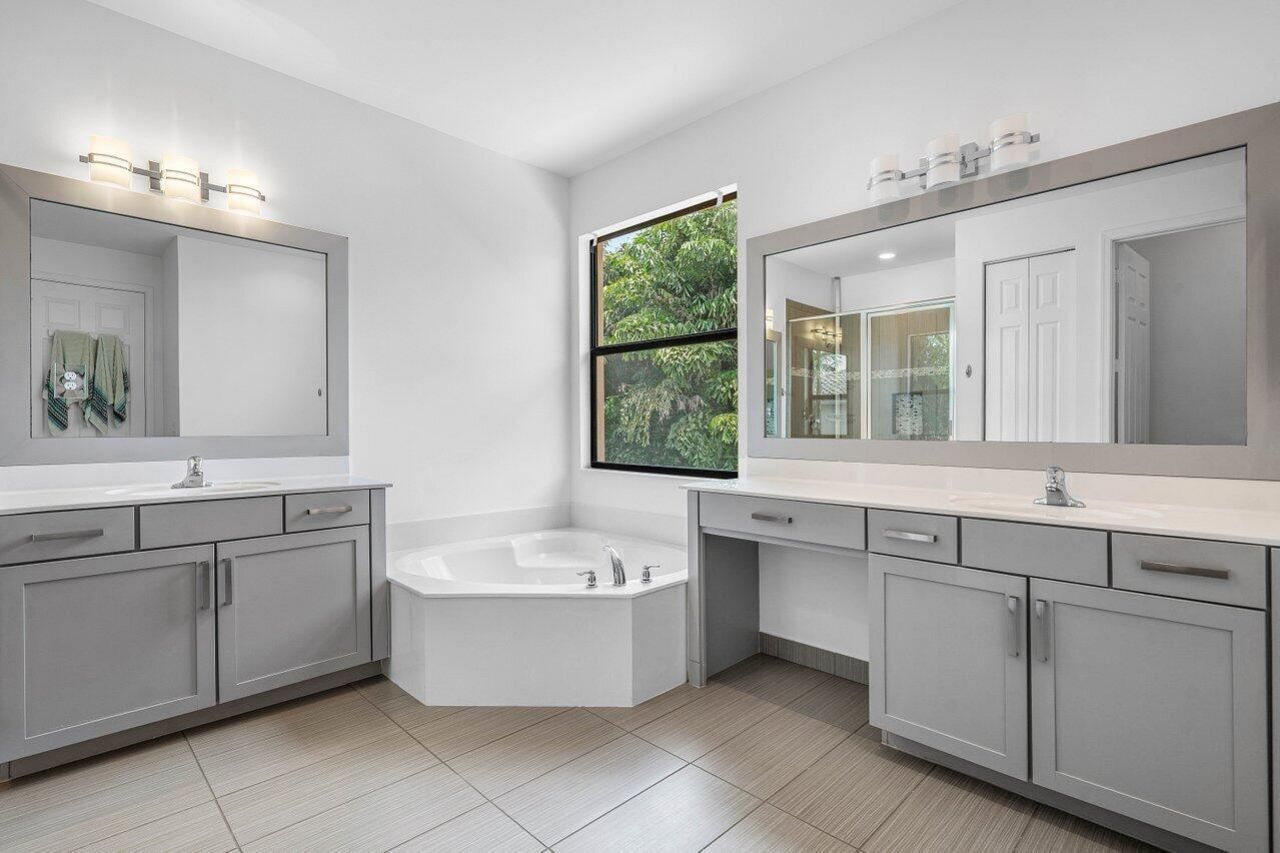 8068 Lemon Serpentine Lane, Delray Beach, FL 33446 Photo