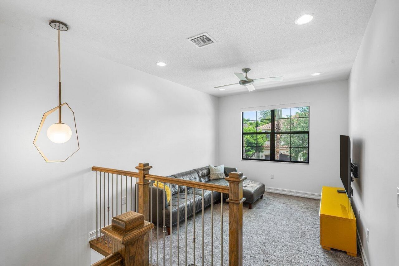 8068 Lemon Serpentine Lane, Delray Beach, FL 33446 Photo