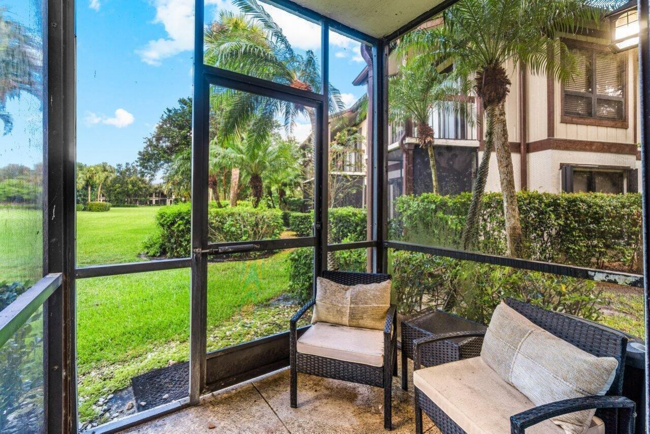 13334 Polo Club Road, Unit 207, Wellington, FL 33414 Photo