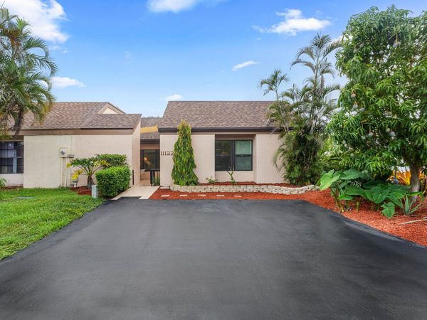 11122 Curry Drive, Palm Beach Gardens, FL 33418