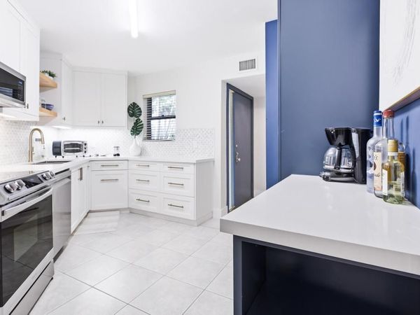 5800 Camino Del Sol, Unit Apt 106, Boca Raton, FL 33433