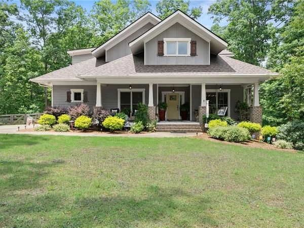 5025 Fountain Spring Drive , Gainesville, GA 30506