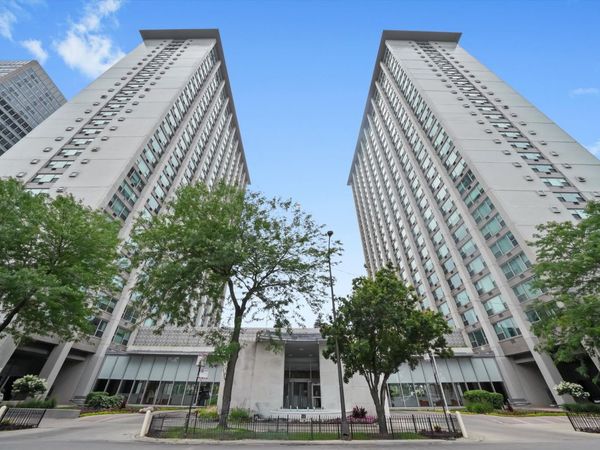 3600 N Lake Shore Drive, Unit 1217, Chicago, IL 60613