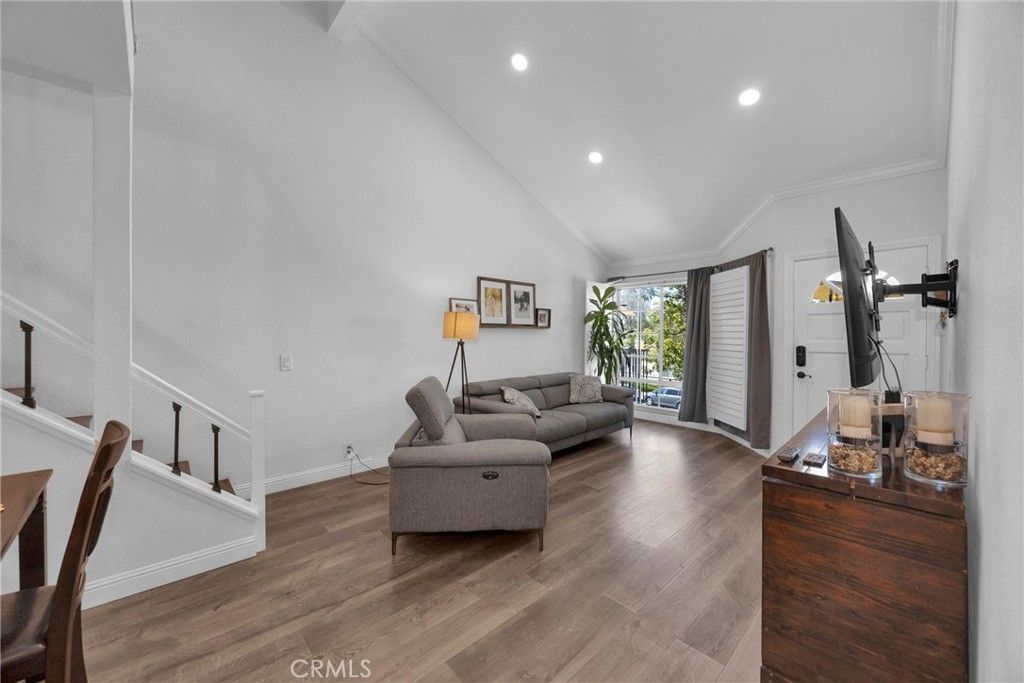 7 Islay, Unit 70, Rancho Santa Margarita, CA 92688 Main Photo