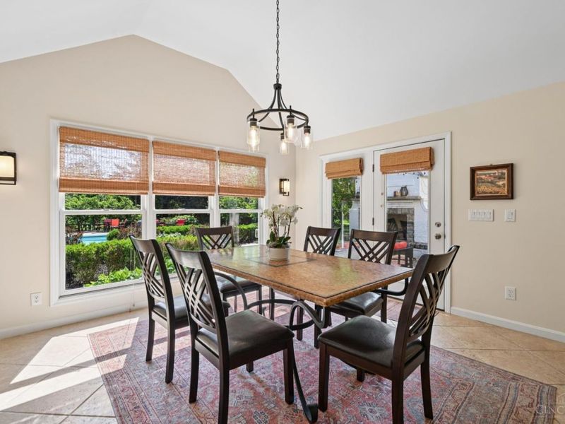 10060 Morganstrace Drive, Symmes Township, OH 45140 Photo 11