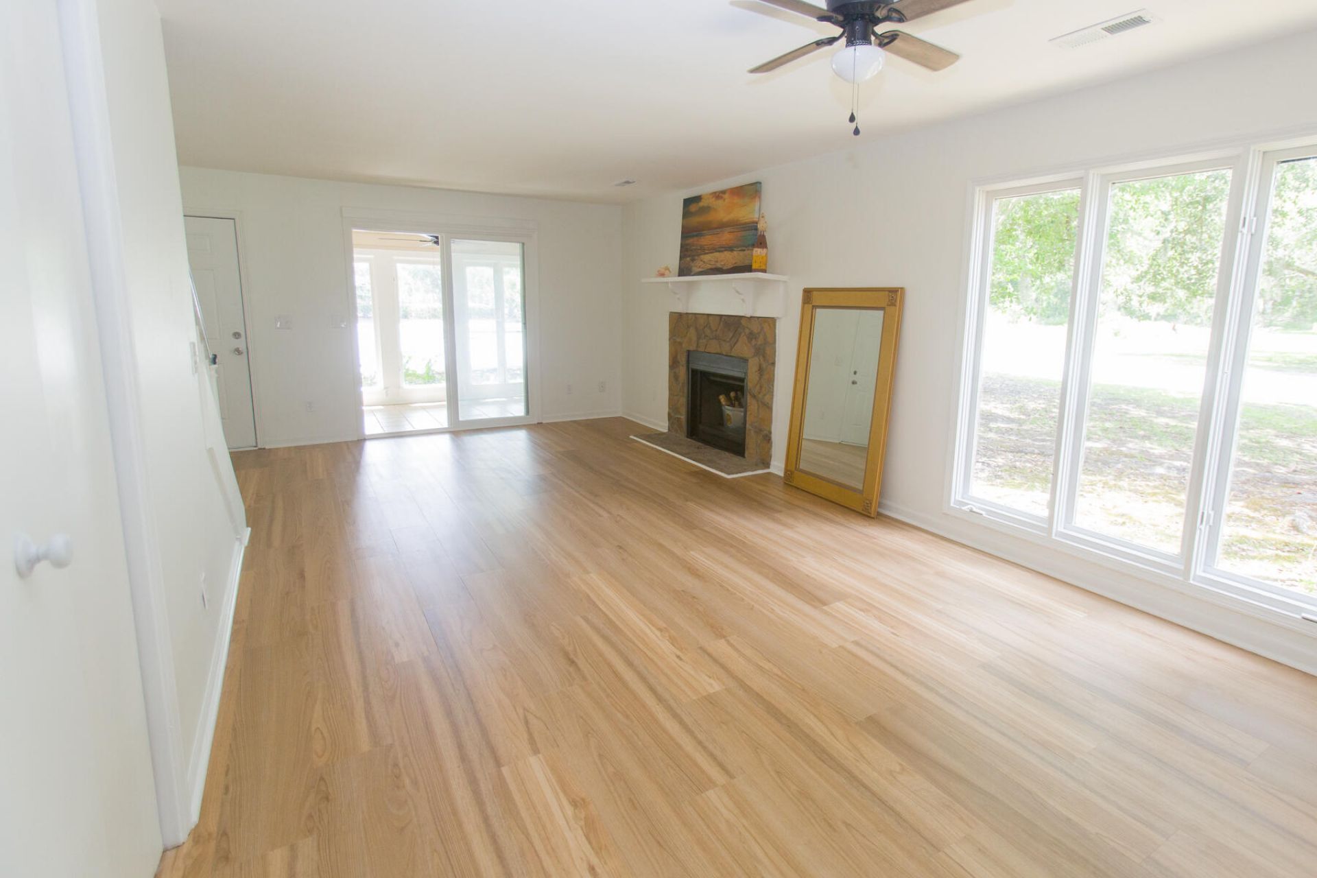 4433 Great Oak Drive Photo 13