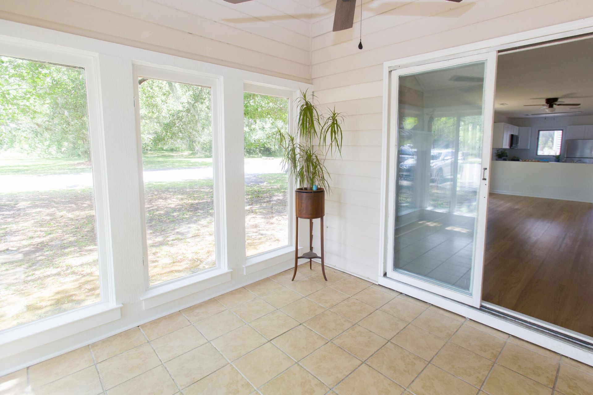 4433 Great Oak Drive Photo 17