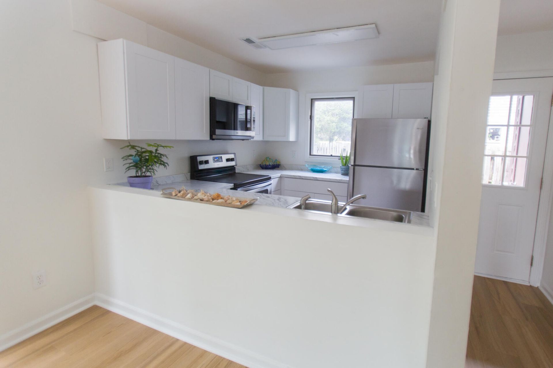 4433 Great Oak Drive Photo 9