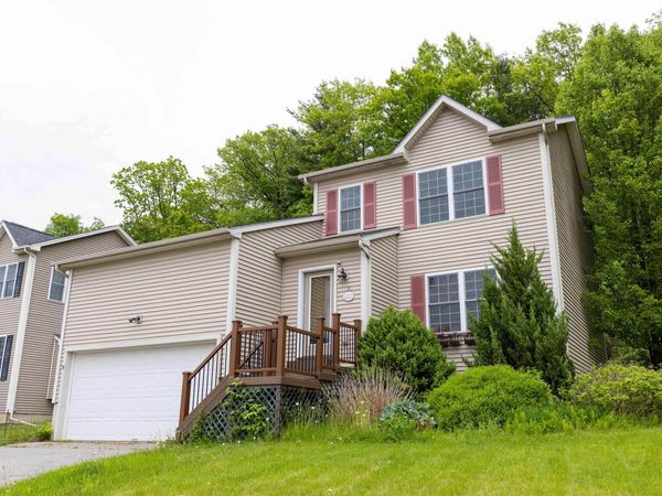 233 Abigail Drive, Unit 13, Colchester, VT 05446