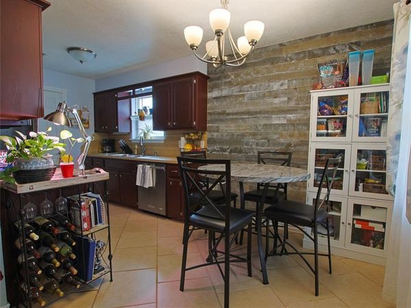 753 W Shepherd Drive, Mustang, OK 73064