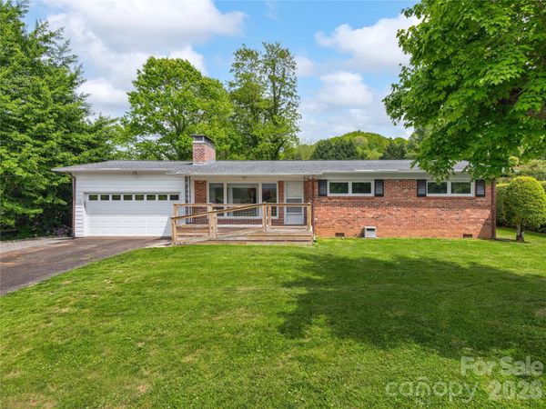 125 Playground Court , Waynesville, NC 28786