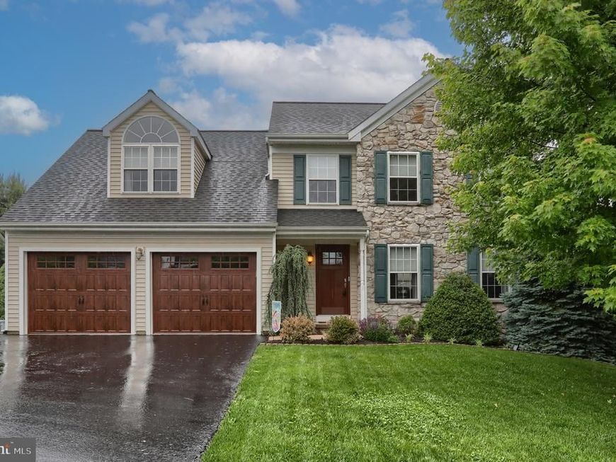14 Tower Drive, Elizabethtown, PA 17022 Main Photo