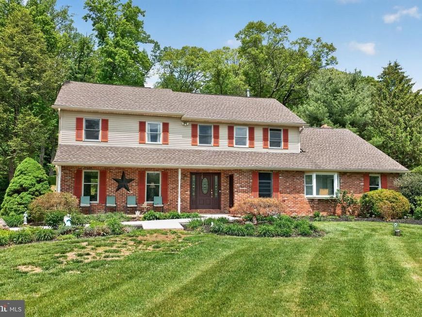 1625 Rosalie Drive , Hellertown, PA 18055 Main Photo