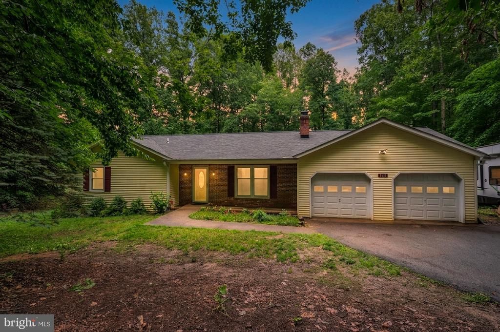 679 Cropp Road, Fredericksburg, VA 22406 Main Photo