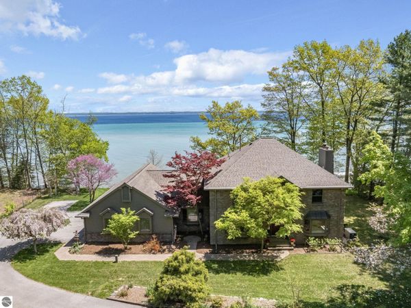 17744 Smokey Hollow Road, Traverse City, MI 49686