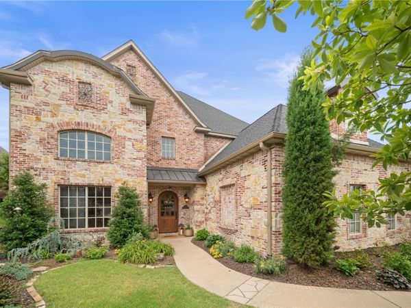 1615 NE Chapel Hill Drive, Bentonville, AR 72712
